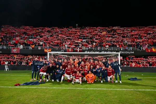 El Murcia es con Colunga el mejor de Primera RFEF y recupera nueve puntos al Efesé en seis jornadas