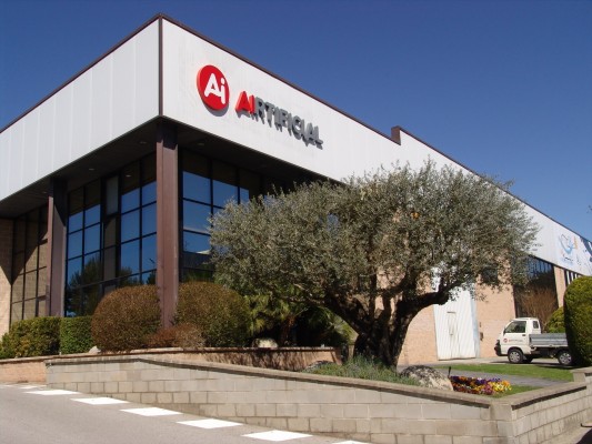 Airtificial se dispara más de un 6% en el Mercado Continuo tras reducir un 14% sus pérdidas hasta junio
