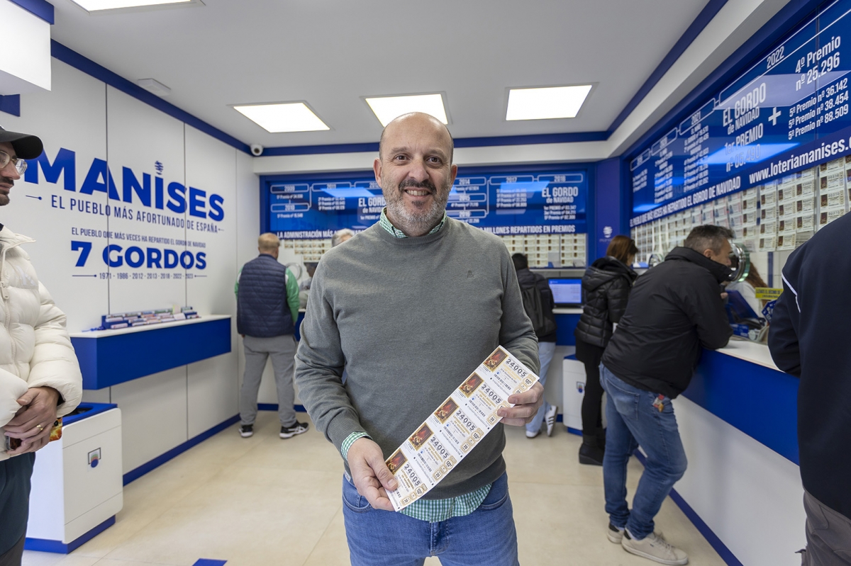 La 'Doña Manolita' valenciana: Lotería Manises, la administración que más veces ha repartido El Gordo