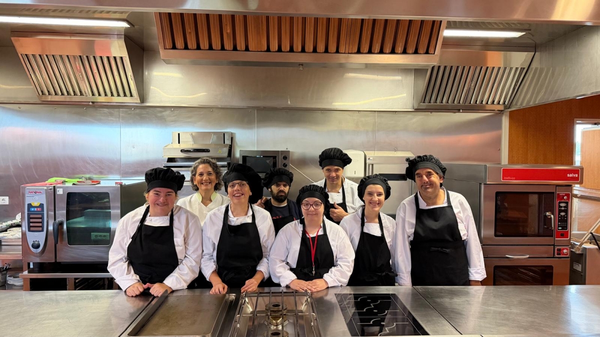 Turisme y Síndrome de Down Castellón impulsan la inclusión con nuevos diplomas en hostelería