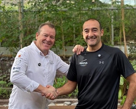 Pablo González e INNOVA Instituto de Salud y Deporte se unen para impulsar el bienestar integral a través de la alimentación saludable