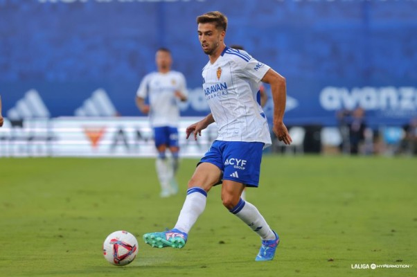 Goleada y liderato para Alberto Marí; debut de Hugo González