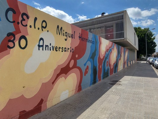 Orihuela invierte 74.000 euros en reparaciones del CEIP Miguel Hernández y el CRA Azahar