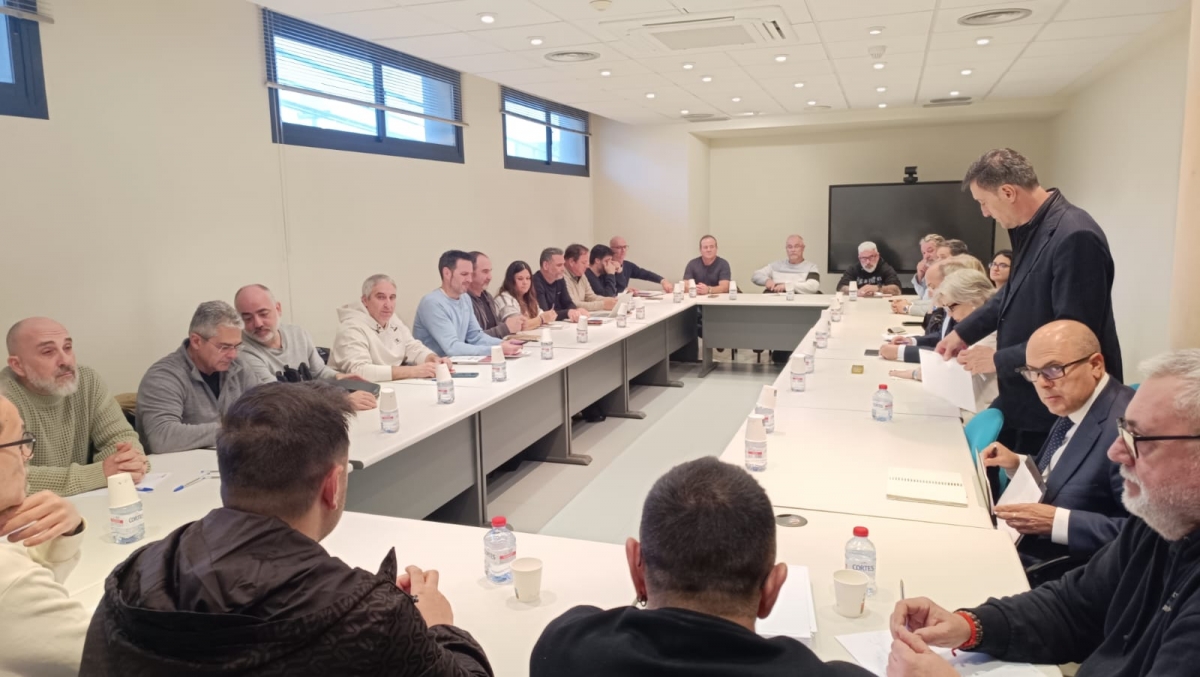 Preacuerdo en el convenio del azulejo: Ascer y sindicatos pactan una subida salarial de un 8% en tres años