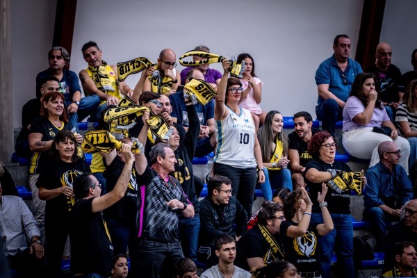 El Hozono Jairis, a encarrilar el pase europeo a octavos en casa frente al Athinaikos griego