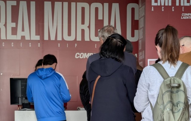 El partido Murcia-Betis de Copa lo verán los abonados desde 15 euros y el resto del público por 22