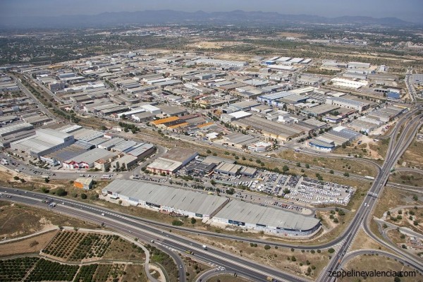 La distribución facturará un 3,8 % más a cierre de año y prevé un alza del 2,9 % en 2026