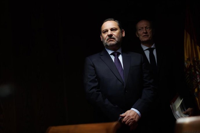 La UCO dice que la trama de hidrocarburos pagó a Ábalos un chalet: 