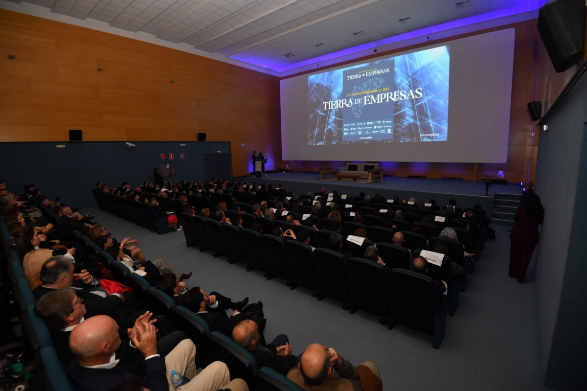 Nace Mar de Empresas: 'Alicante Plaza' amplía su mirada sobre el tejido empresarial de la provincia