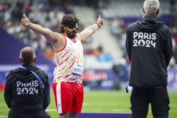  Álvaro del Amo logra el bronce en disco F11 y consigue su segunda medalla en París 2024