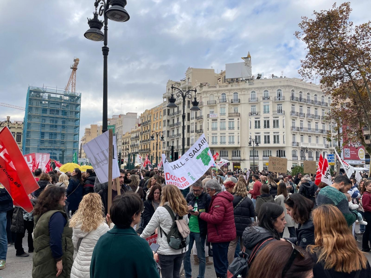 Los sindicatos piden tratar con la nueva consellera las demandas del profesorado en huelga