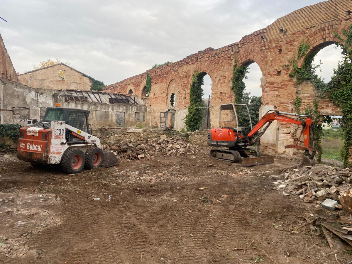 Obras en la antigua estación de ferrocarril de Xàtiva. - Foto: AYUNTAMIENTO DE XÀTIVA
