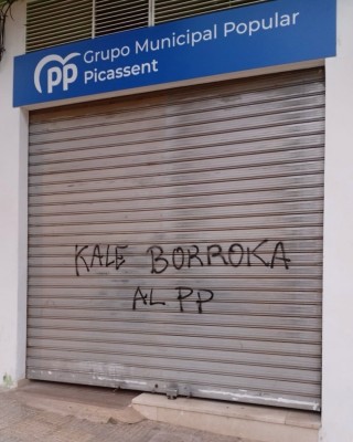 El PP denuncia los actos vandálicos sufridos en su sede de Picassent