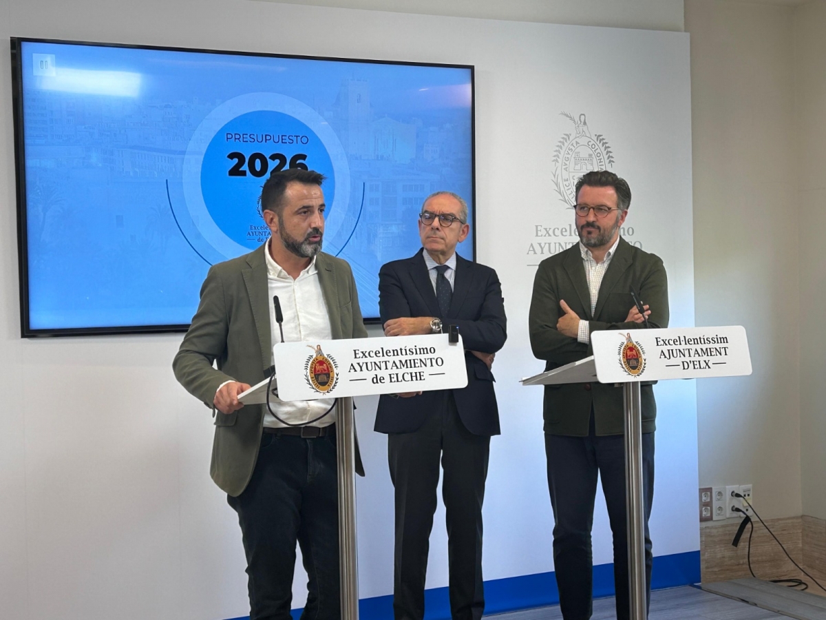 Las cuentas de Elche: con Oficina Antiokupa de Vox, más control de ayudas y una confusa explicación de la dimisión 'fake'