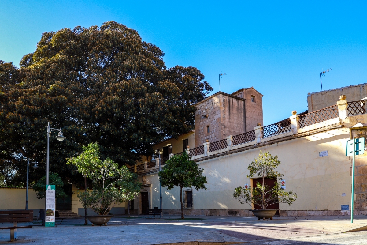 Mutxamel concreta qué necesita para los trabajos de recuperación de la casa y torre de Ferraz