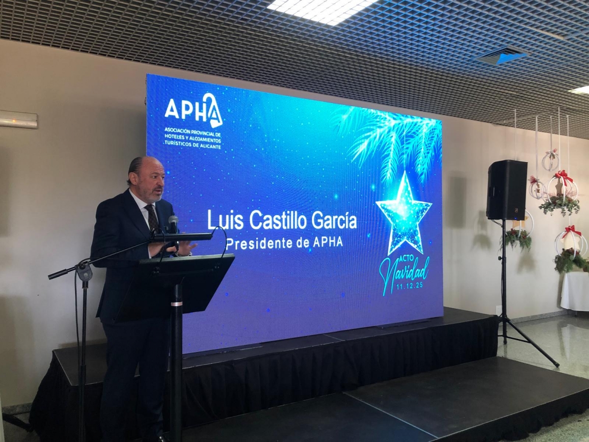 El presidente de APHA, Luis Castillo, durante su intervención en el acto.