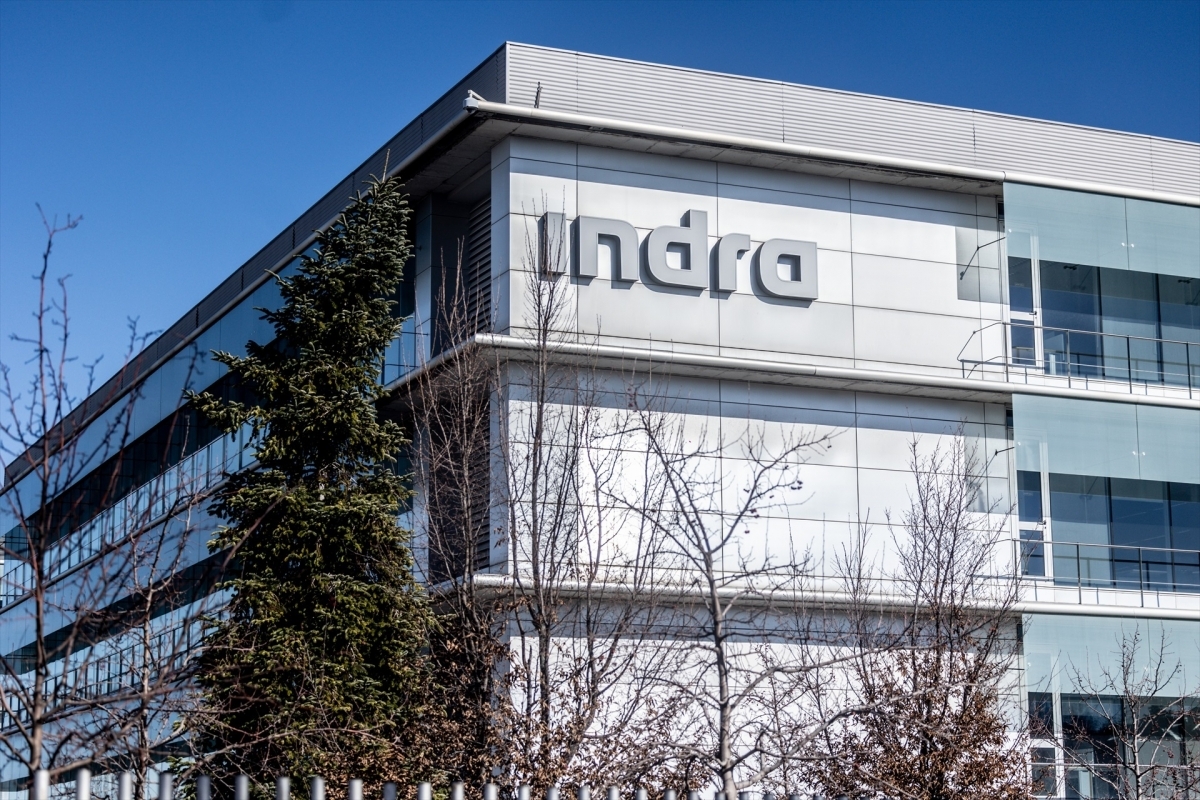 Indra se hace con el 24,8% de la firma valenciana de comunicaciones por láser Fyla