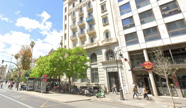 Hallan el cadáver de un sintecho de 21 años en pleno centro de València