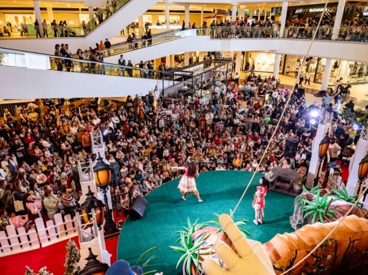 El Centro Comercial Saler celebra la Navidad con Pinocho y una agenda repleta de actividades para toda la familia
