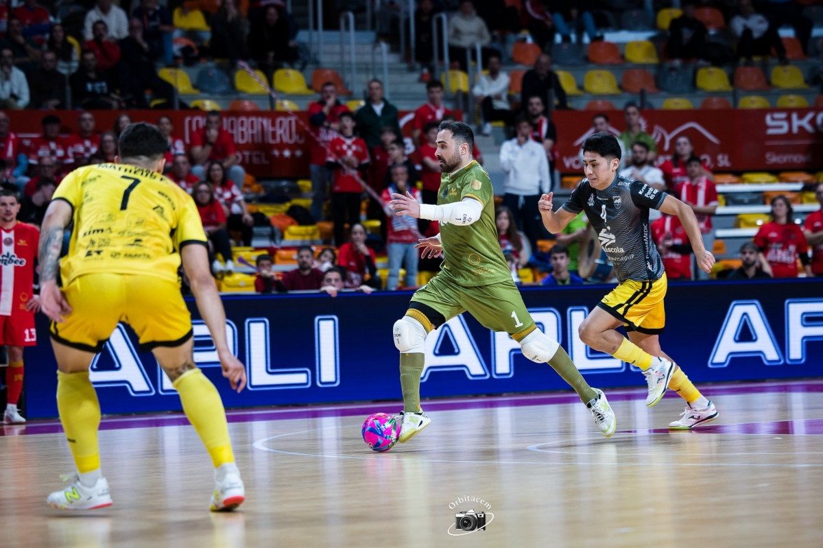 Chemi, portero del Jimbee, durante el último partido de la Copa del Rey. - Foto: JIMBEE