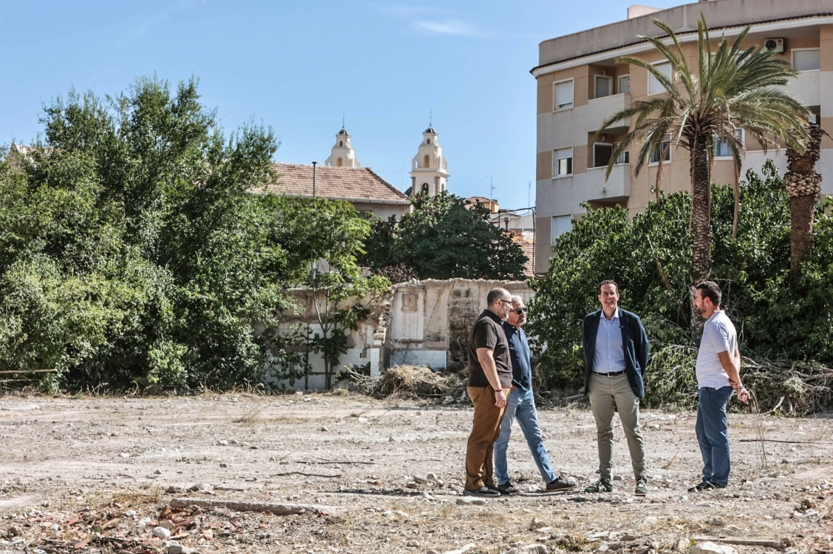 Elda licita el aparcamiento provisional en los antiguos terrenos de Emérito Maestre por 1,25 millones