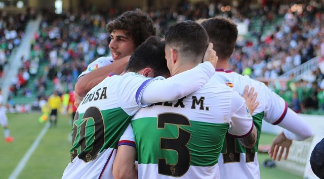 El Elche no desiste en su deseo de asaltar la zona de promoción