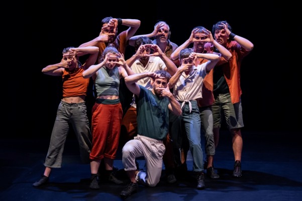 Ocho acróbatas proponen en el Teatre Principal 