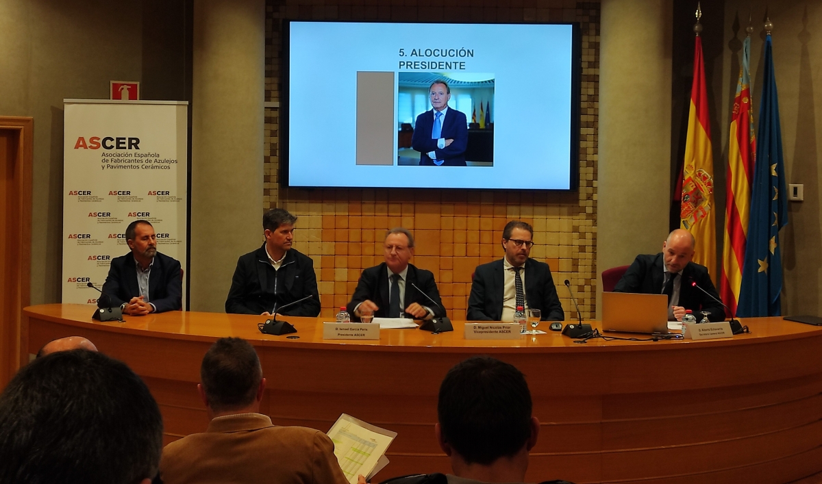 Ascer renueva sus dos vicepresidencias con el desafío de contener el nuevo marco regulatorio de la UE