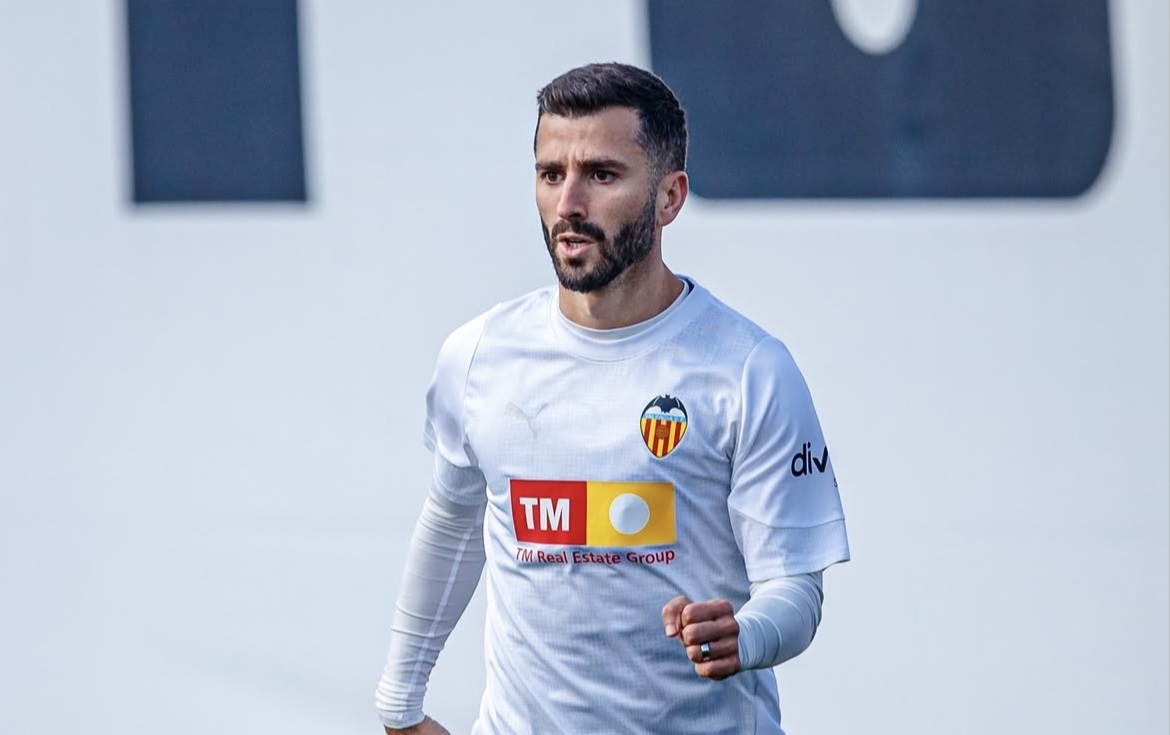 Gayà supera la gripe y viaja Madrid