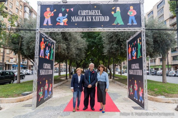 La Alameda San Antón de Cartagena luce nueva ambientación navideña en sintonía con la Plaza de España