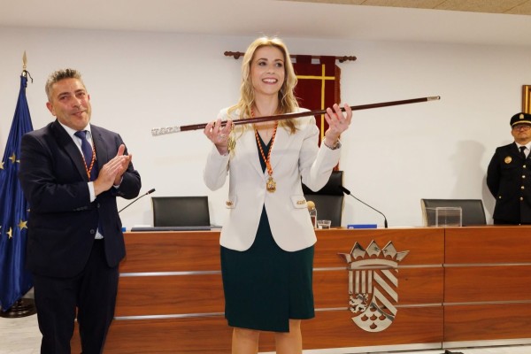 Nati Algado, elegida alcaldesa de Finestrat: 