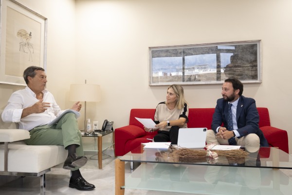 Barrachina y Gómez revisan el estado de la sanidad en Castellón: 