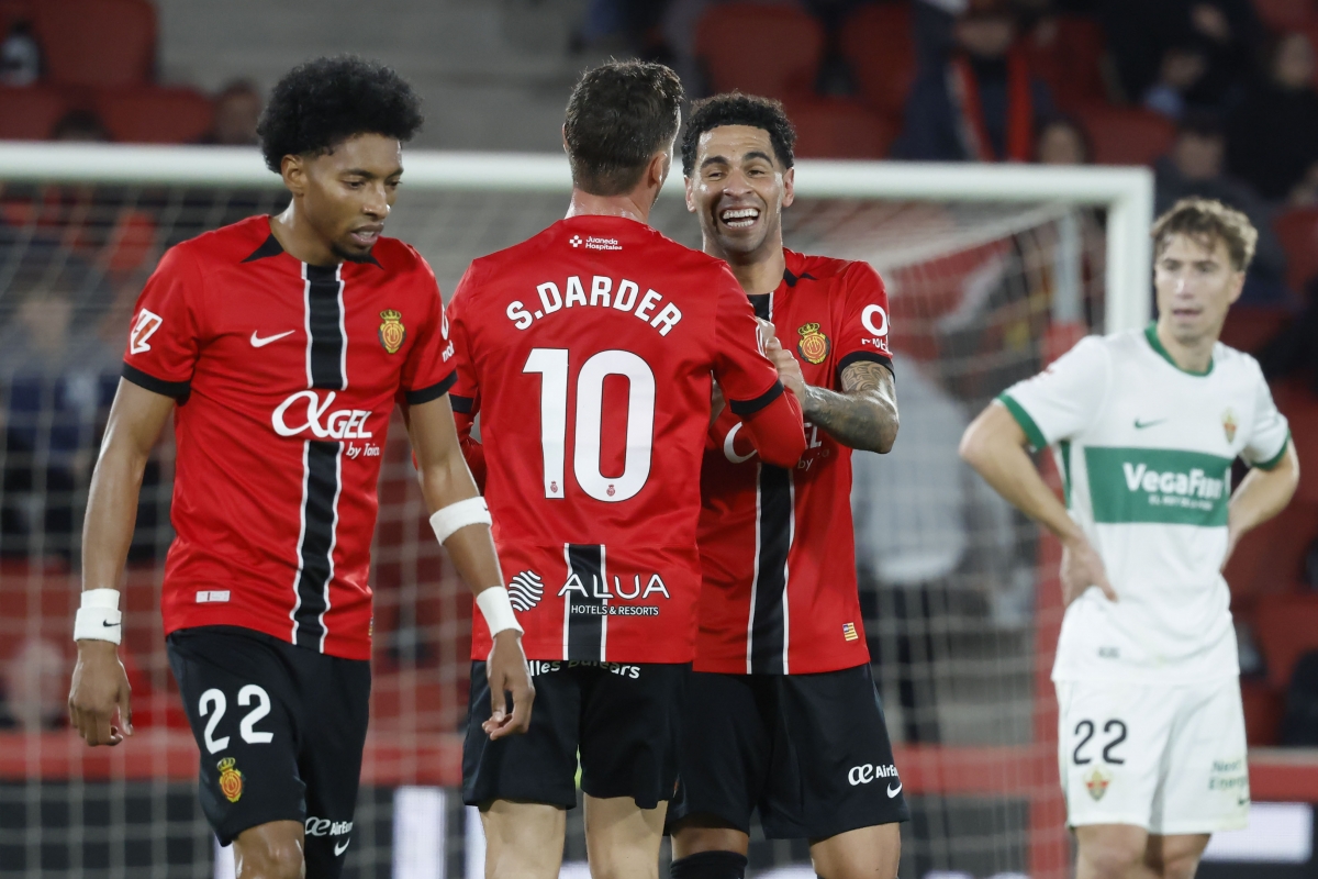 El fuego amigo hunde al Elche CF en su visita a Palma de Mallorca