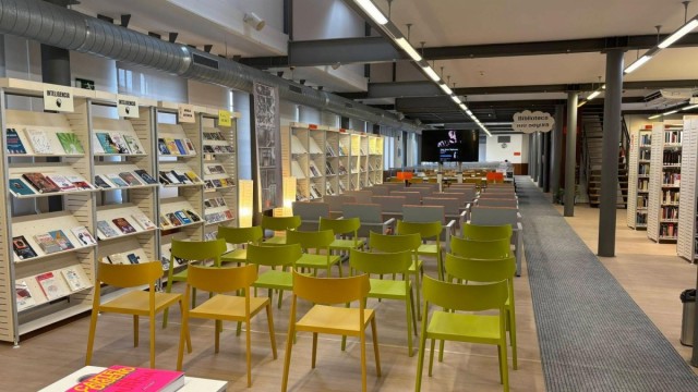 La Biblioteca Municipal Río Segura, en el Cuartel de Artillería, reabre sus puertas con una nueva climatización