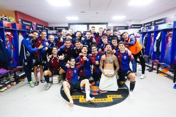 Cedidos Valencia CF: Hamza Bellari provoca un penalti en el triunfo del Eldense