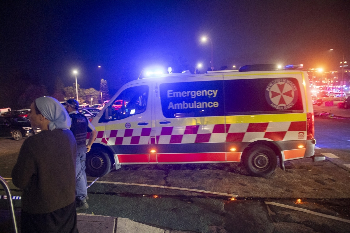 Al menos 11 muertos y 29 heridos en un ataque a una fiesta judía en una playa de Sídney