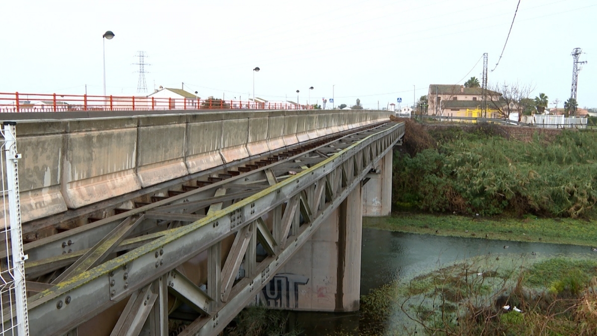 Alboraia suspende clases el lunes y lanza un mensaje de tranquilidad con el Carraixet: 