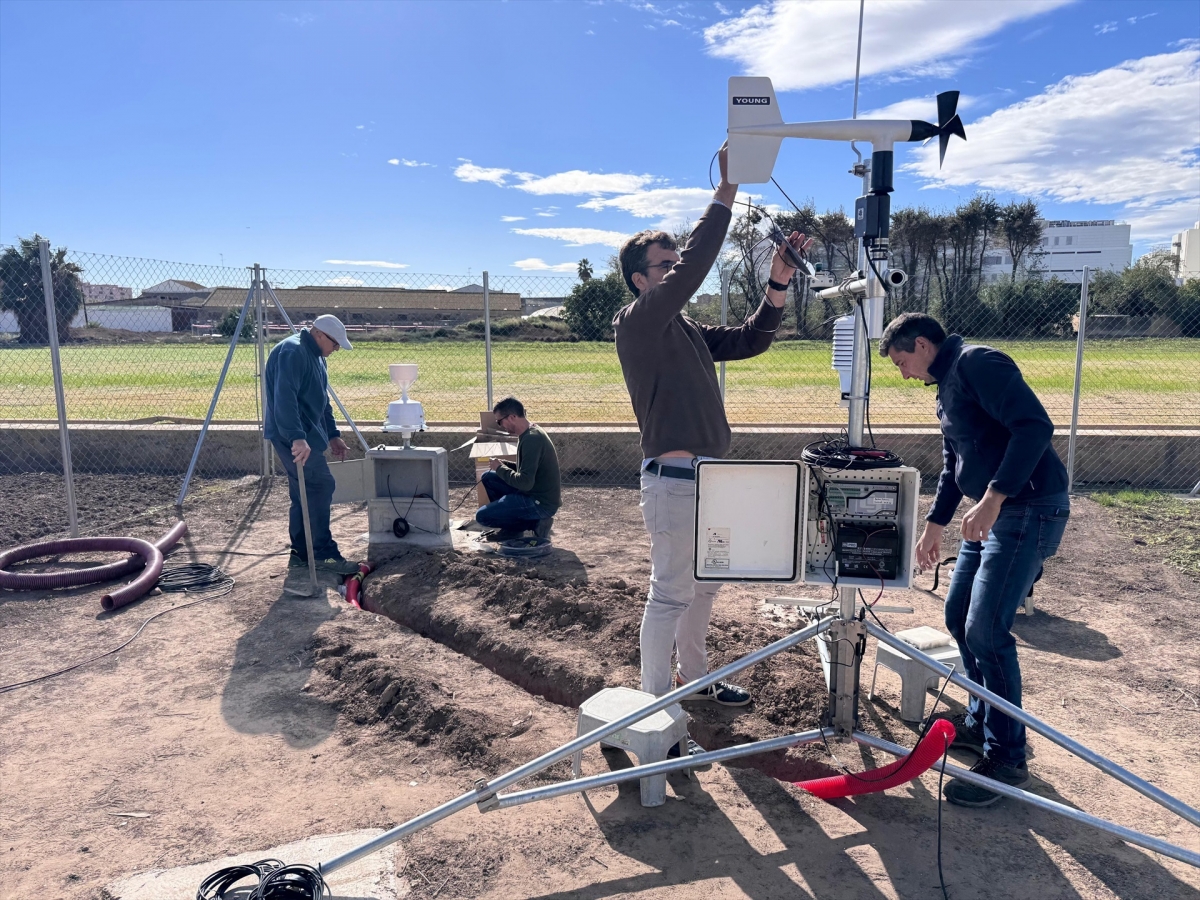 Instalan una estación agrometeorológica en la UPV que ayudará a los agricultores a optimizar la gestión del riego