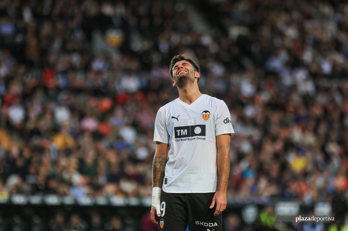 La cotización de la plantilla del Valencia CF cae más de diez millones