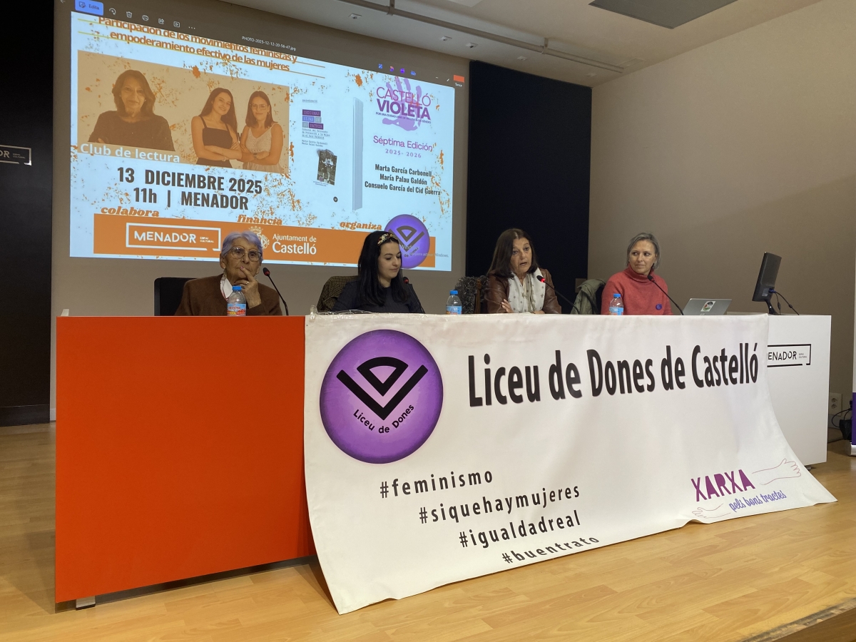 Momento de la presentación del libro sobre los centros del Patronato. - Momento de la presentación del libro sobre los centros del Patronato.