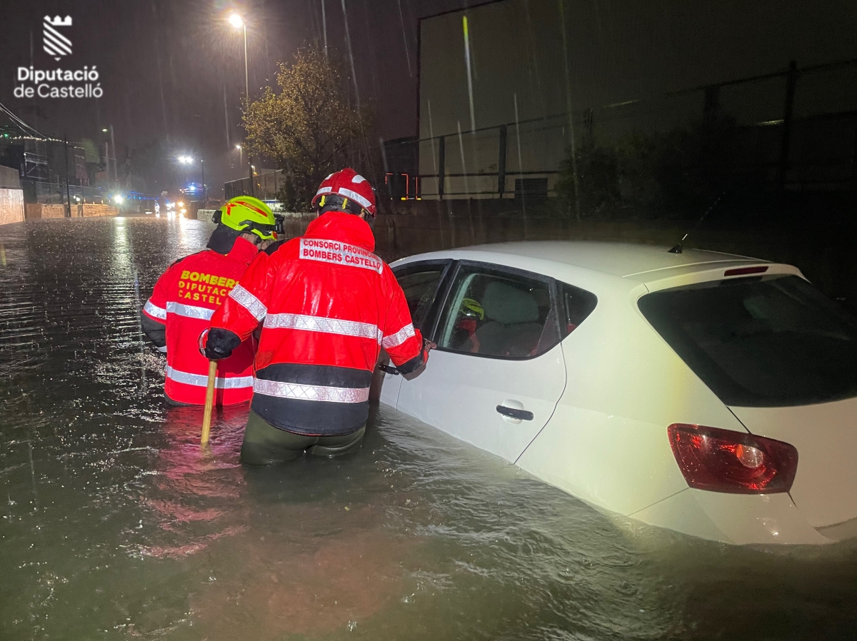 Castelló mantiene la actividad lectiva pero cierra el Pinar y Vila-real suspende las clases este lunes