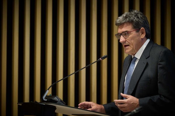 Escrivá cobrará 206.000 euros al año como gobernador del Banco de España
