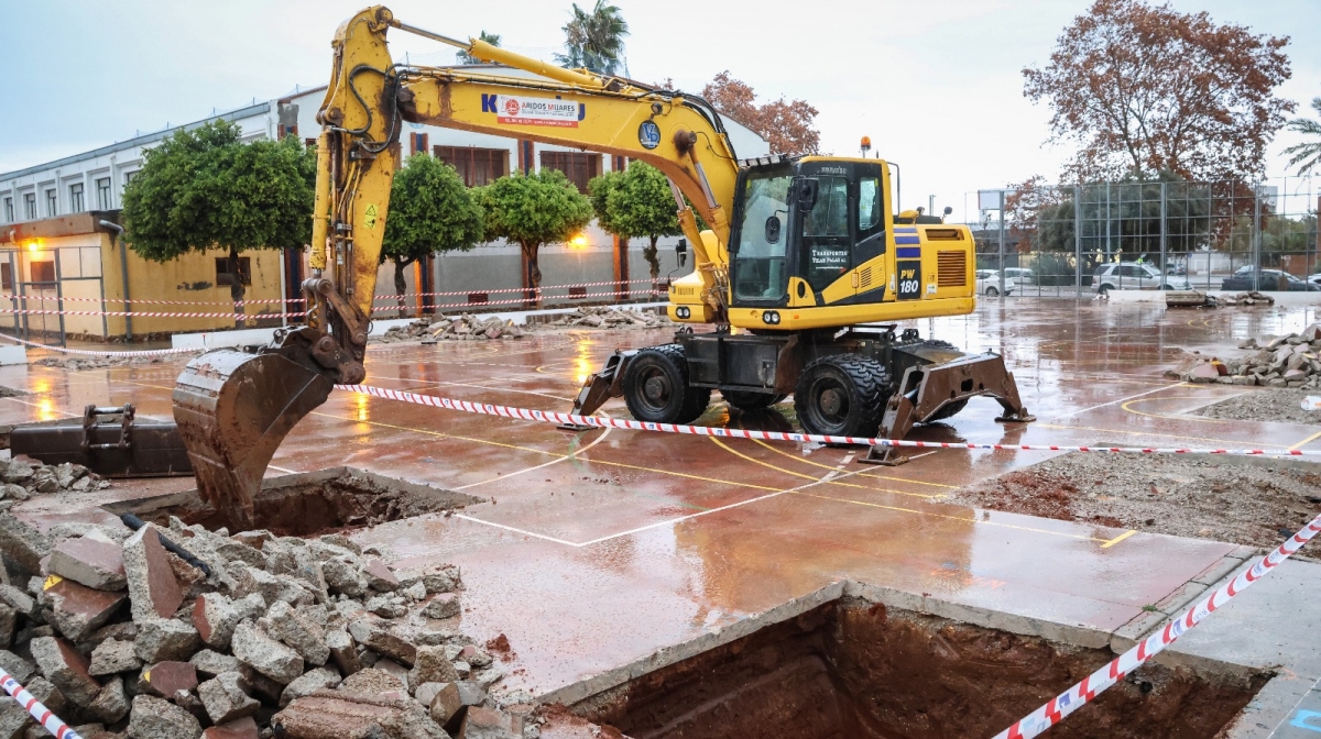 Onda inicia las obras de techado de la pista exterior del pabellón para ampliar su uso todo el año