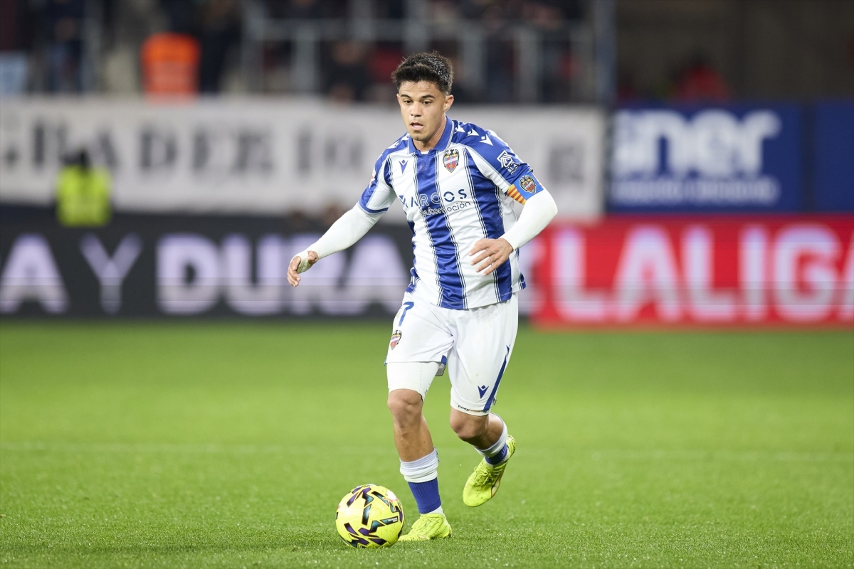 Brugué sufre una rotura del ligamento lateral externo de la rodilla pero no será operado