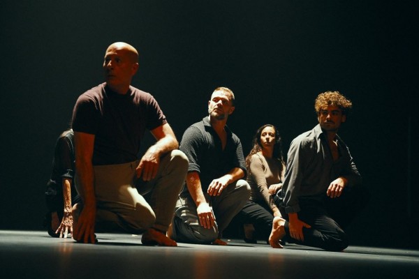 Carme Teatre acoge la ‘Delicada caída’ de Provisional Danza