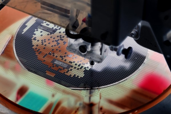 Los semiconductores hunden el mercado 
