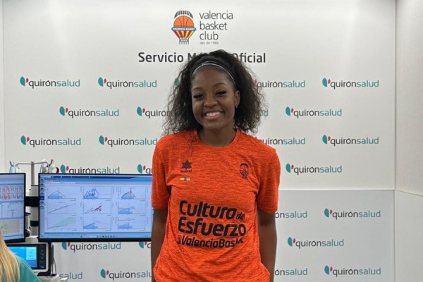 Stephanie Mavunga completa su fichaje con Valencia Basket
