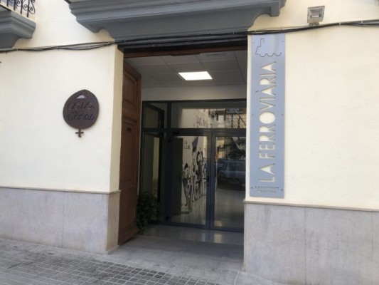 Xàtiva recupera la atención psicológica a enfermos de cáncer y familiares ante su supresión por parte de la Generalitat