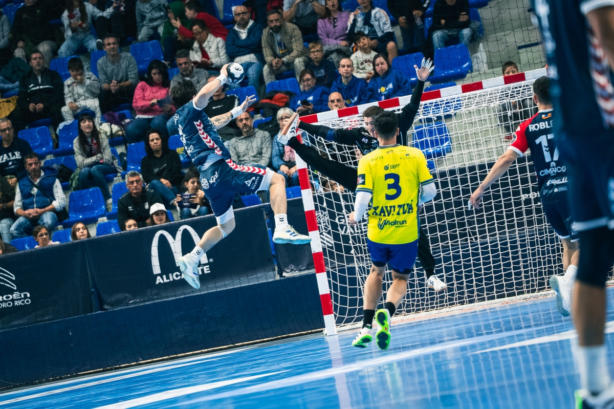 El Horneo Eón disputa un partido clave para la permanencia ante Viveros Herol Nava