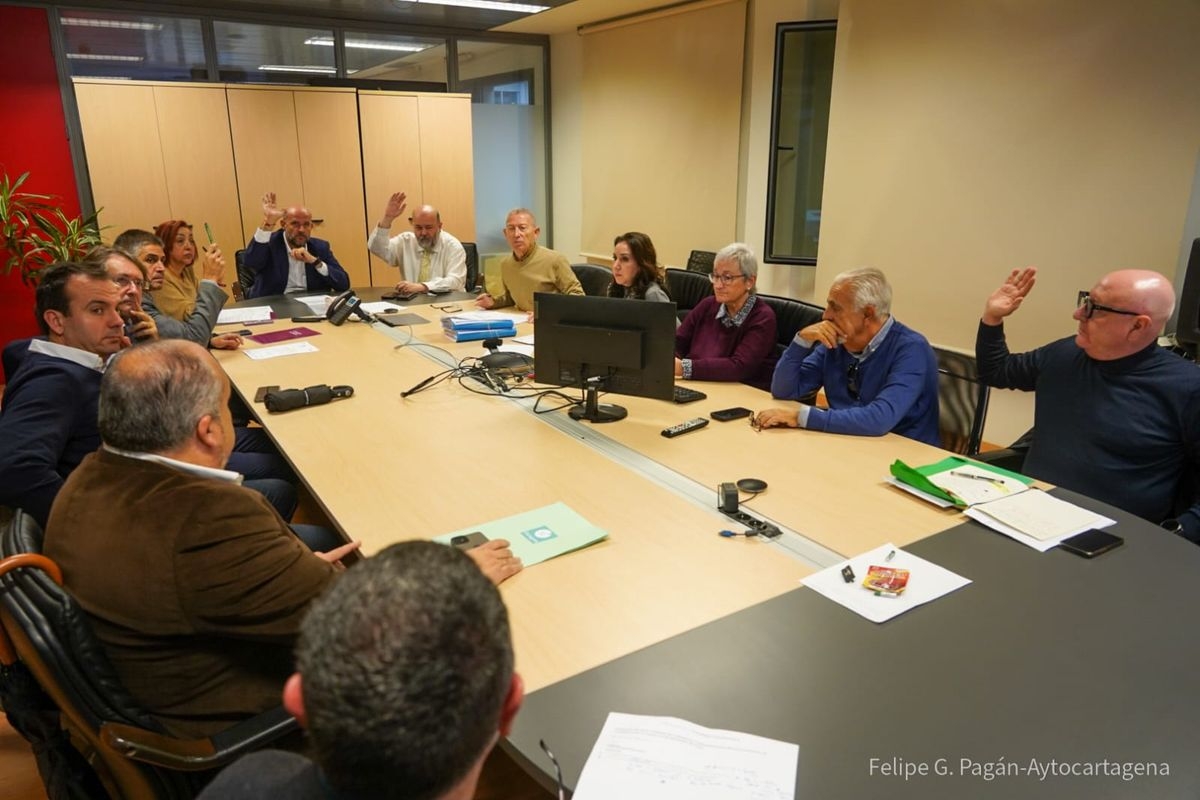 Urbanismo de Cartagena cambia cesión de aprovechamiento por dinero en una parcela colindante al IES Jiménez de la Espada